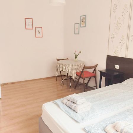 1#Parliament Sunflower Apartments Room Budapest Exterior photo